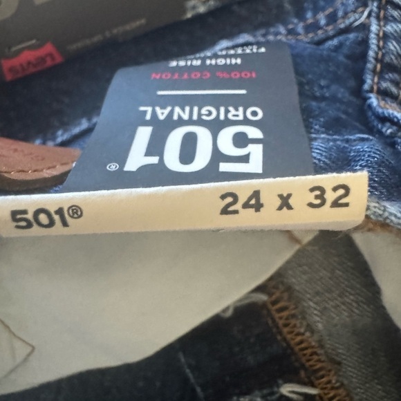 Levi's Women's High Rise Jeans - Dark Blue - Picture 8 of 12